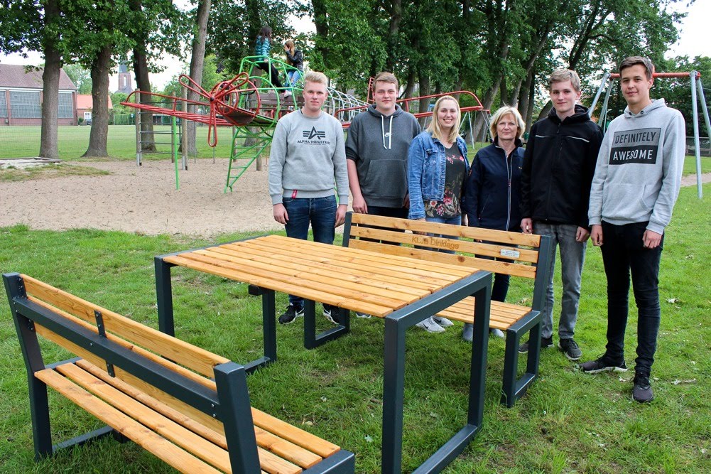 Jugendliche, Jugendförderung, Jugendbetreuung, Freizeitangebote, Schulhofgestaltung,